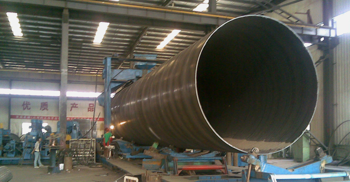 大口徑螺旋鋼管生產現場